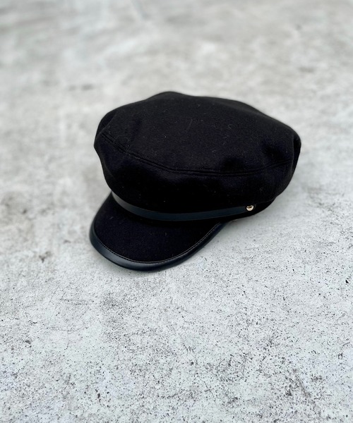 un dix cors（アンディコール）の「顔周りをおしゃれに彩る　レザー切替キャスケット（キャスケット・レディース・ブラック/ベージュ・FREE）」の2枚目の写真