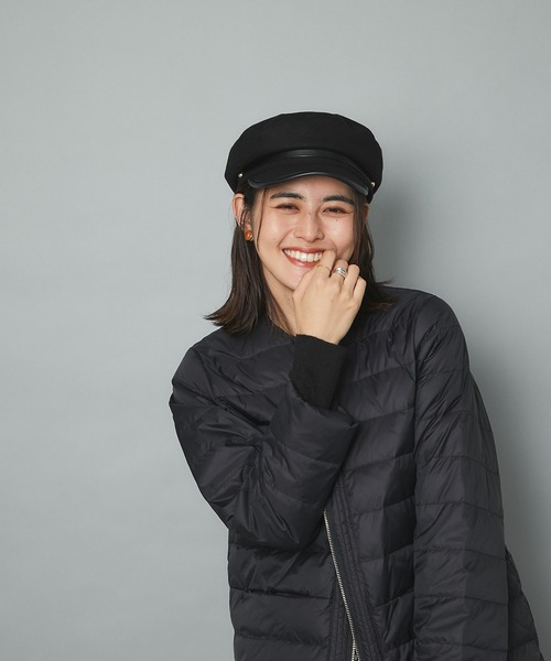 un dix cors（アンディコール）の「顔周りをおしゃれに彩る　レザー切替キャスケット（キャスケット・レディース・ブラック/ベージュ・FREE）」の5枚目の写真