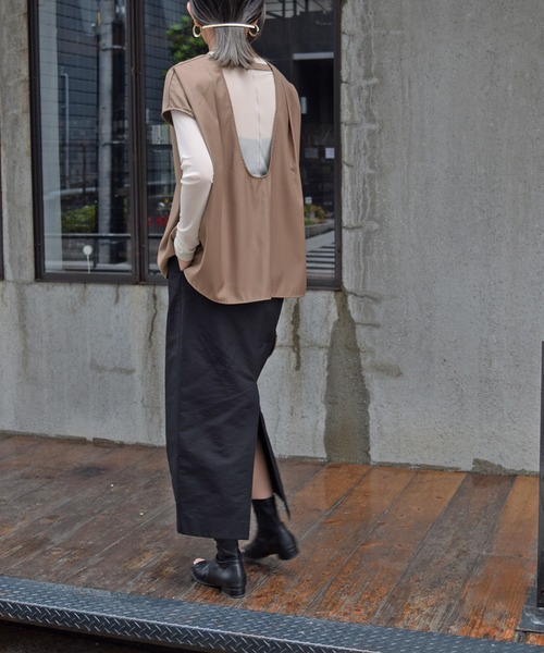 Marient（マリエント）の「バックオープンデザインTOPS（シャツ/ブラウス・レディース・ブラウン・FREE）」の7枚目の写真