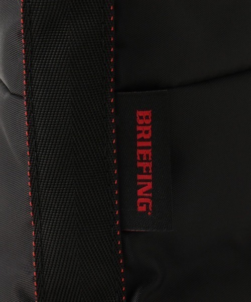 BRIEFING（ブリーフィング）の「CROSSCUT CLUTCH BAG/クロスカットクラッチバッグ（クラッチバッグ・レディース・ブラック/グレイッシュベージュ・FREE）」の13枚目の写真