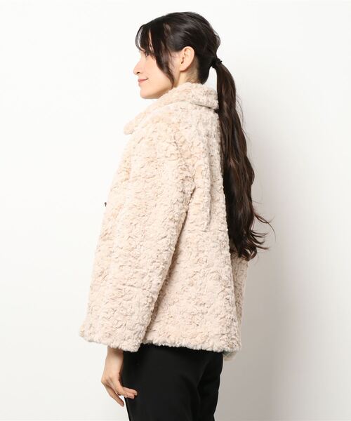 FRP（エフアールピー）の「YUGA フェイクムートン　ボア　ジャケットコート（ダウンジャケット/コート・レディース・オフホワイト・S/L/M）」の17枚目の写真