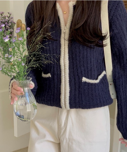 mood for a day(ムードフォーアデイ)の「butter bicolor zipup / バイカラージップアップカーディガン(カーディガン/ボレロ・レディース・ネイビー/ベージュ・FREE)」の5枚目の写真