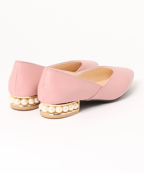 SVEC（シュベック）の「パールヒール ポインテッド フラット パンプス（パンプス・レディース・ホワイト/ブラック/ピンク・38/39/35/36/37/40）」の4枚目の写真