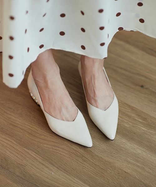 SVEC（シュベック）の「パールヒール ポインテッド フラット パンプス（パンプス・レディース・ホワイト/ブラック/ピンク・38/39/35/36/37/40）」の10枚目の写真