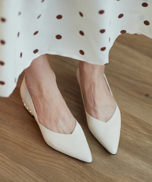 SVEC（シュベック）の「パールヒール ポインテッド フラット パンプス（パンプス・レディース・ホワイト/ブラック/ピンク・38/39/35/36/37/40）」の22枚目の写真