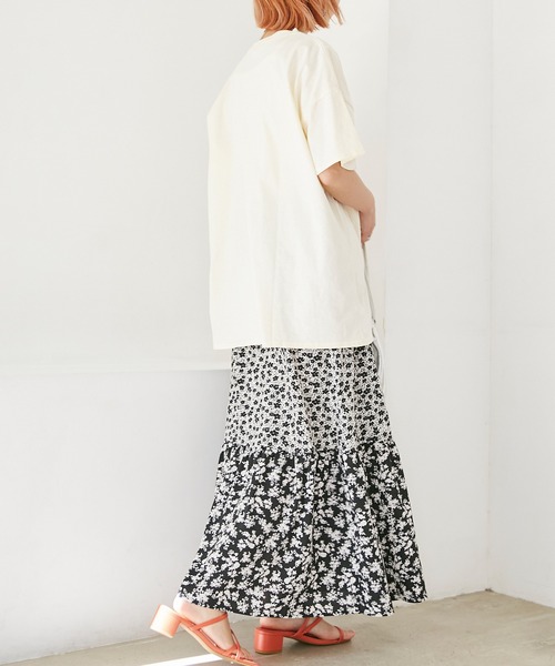 LAVEANGE(ラビアンジェ)の「ロゴビッグTEE(Tシャツ/カットソー・レディース・オフホワイト/グリーン/ブルー/スミクロ/ピンク・M/L/4L/3L/LL)」の15枚目の写真