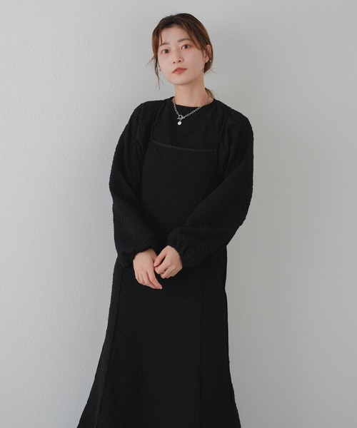 Kastane（カスタネ）の「【WEB限定】カットジャガードメロウキャミワンピース（ワンピース・レディース・ブラック/ブラウン/アイボリー・FREE）」の5枚目の写真