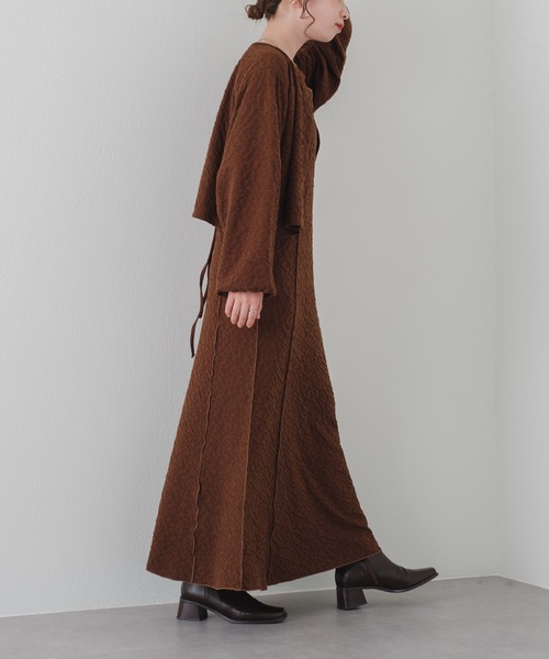 Kastane（カスタネ）の「【WEB限定】カットジャガードメロウキャミワンピース（ワンピース・レディース・ブラック/ブラウン/アイボリー・FREE）」の15枚目の写真