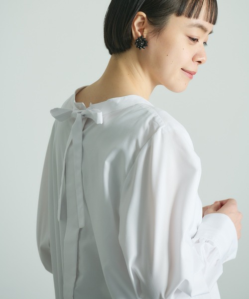PUAL CE CIN（ピュアルセシン）の「【Du noir】2WAYボウタイブラウス（シャツ/ブラウス・レディース・ベージュ/ブラック/オフホワイト・FREE）」の2枚目の写真