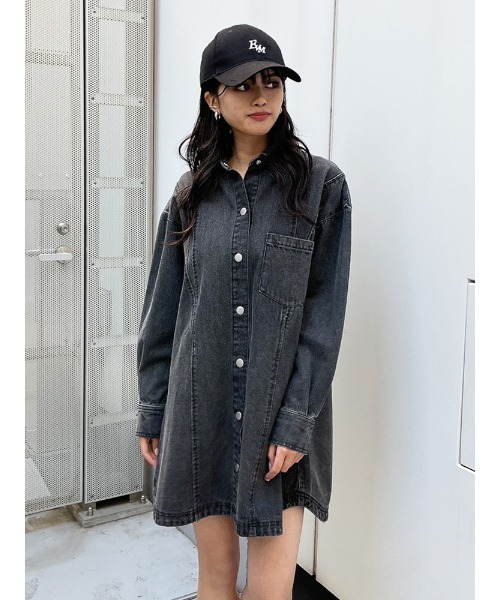 ENVYM（アンビー）の「ＤＥＮＩＭシャツＯＰ（ワンピース・レディース・ブラック/ブルー・FREE）」の2枚目の写真