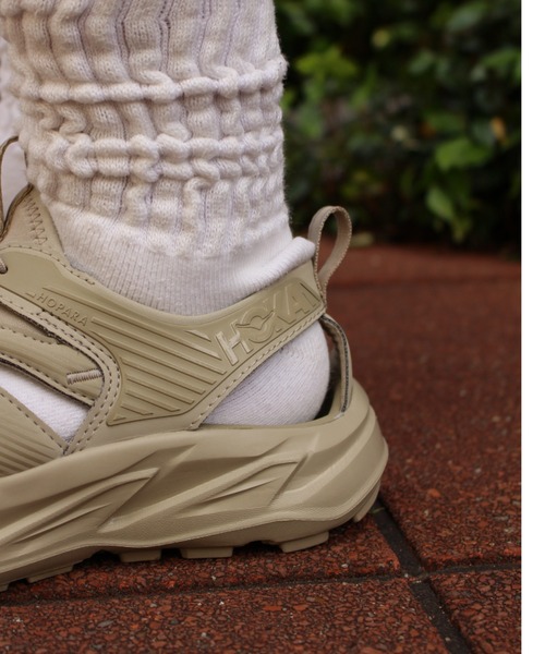 HOKA(ホカ)の「HOPARA 1123112(サンダル・メンズ・ベージュ・23.0cm/24.0cm/25.0cm/26.0cm/27.0cm/28.0cm/29.0cm/24.5cm/23.5cm/27.5cm/26.5cm/25.5cm/28.5cm/30.0cm)」の10枚目の写真