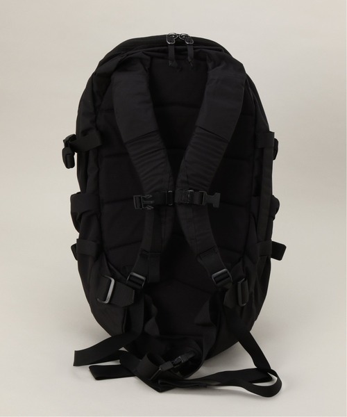 JOURNAL STANDARD(ジャーナルスタンダード)の「【EVERGOODS/エバーグッズ】マウンテン パネルローダー 30L(バックパック/リュック・メンズ・ブラック・FREE)」の6枚目の写真