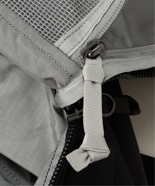 JOURNAL STANDARD(ジャーナルスタンダード)の「【EVERGOODS/エバーグッズ】マウンテン パネルローダー 30L(バックパック/リュック・メンズ・ブラック・FREE)」の8枚目の写真