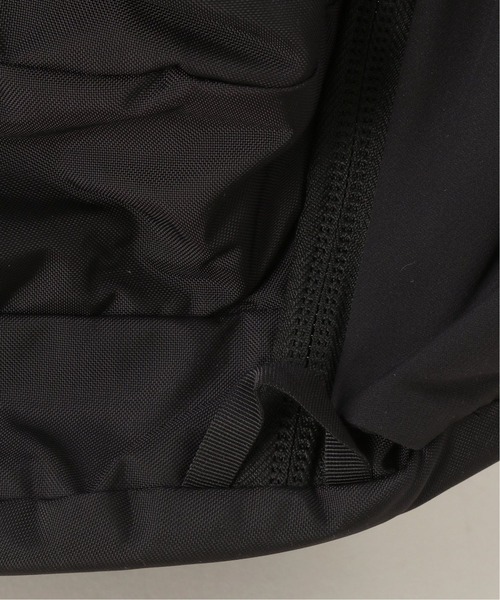 JOURNAL STANDARD(ジャーナルスタンダード)の「【EVERGOODS/エバーグッズ】マウンテン パネルローダー 30L(バックパック/リュック・メンズ・ブラック・FREE)」の4枚目の写真