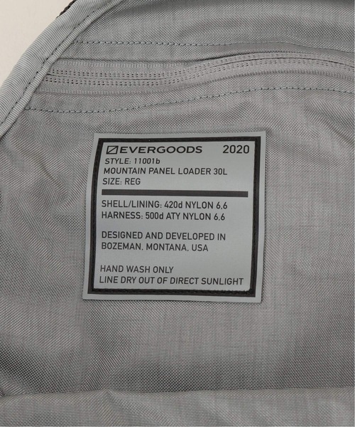 JOURNAL STANDARD(ジャーナルスタンダード)の「【EVERGOODS/エバーグッズ】マウンテン パネルローダー 30L(バックパック/リュック・メンズ・ブラック・FREE)」の21枚目の写真