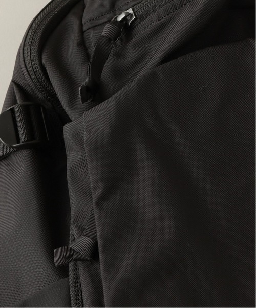 JOURNAL STANDARD(ジャーナルスタンダード)の「【EVERGOODS/エバーグッズ】マウンテン パネルローダー 30L(バックパック/リュック・メンズ・ブラック・FREE)」の5枚目の写真
