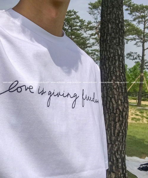 ASCLO（エジュクロ）の「ASCLO Beru Lettering T Shirt（Tシャツ/カットソー・メンズ・ホワイト/ブラック・FREE）」の10枚目の写真
