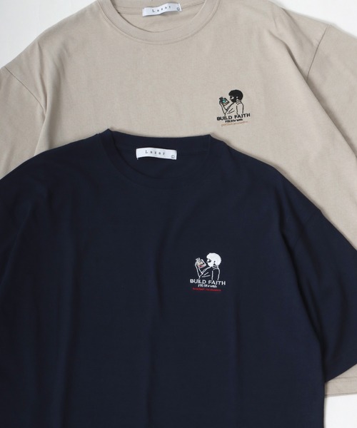 Lazar(ラザル)の「Uncle Beard ビッグシルエット ワンポイント刺繍 Tシャツ(Tシャツ/カットソー・メンズ・ホワイト/ブラック/ダークグリーン/ベージュ/ホワイト系その他/ブラック系その他/ベージュ系その他/ブルー系その他・LL/M/L)」の2枚目の写真