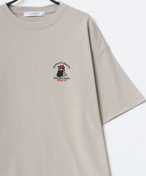 Lazar(ラザル)の「Uncle Beard ビッグシルエット ワンポイント刺繍 Tシャツ(Tシャツ/カットソー・メンズ・ホワイト/ブラック/ダークグリーン/ベージュ/ホワイト系その他/ブラック系その他/ベージュ系その他/ブルー系その他・LL/M/L)」の17枚目の写真