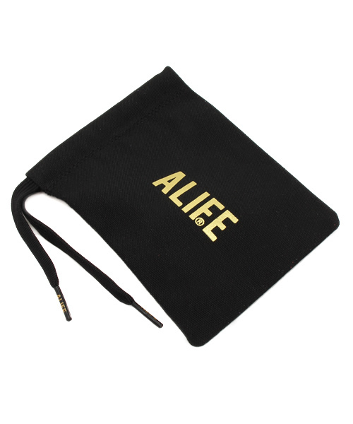 PUMA × ALIFE（プーマ×エーライフ）の「SUEDE X ALIFE（スニーカー・メンズ・ベージュ/ネイビー・28.5cm/22.5cm/23cm/28cm/24.5cm/24cm/27cm/26.5cm/23.5cm/26cm/29cm/25.5cm/30.0cm/27.5cm/25cm）」の5枚目の写真