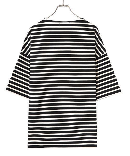 marka（マーカ）の「marka / マーカ：BASQUE SHIRT S/S - organic cotton knit border -：M22B-12CS01B[COR]（Tシャツ/カットソー・メンズ・ホワイト×ブルー/ブラック系/ネイビー系・1/2/3）」の10枚目の写真