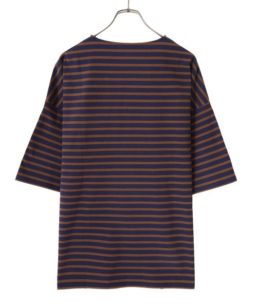 marka（マーカ）の「marka / マーカ：BASQUE SHIRT S/S - organic cotton knit border -：M22B-12CS01B[COR]（Tシャツ/カットソー・メンズ・ホワイト×ブルー/ブラック系/ネイビー系・1/2/3）」の15枚目の写真