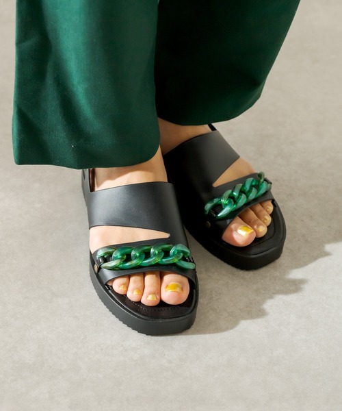 ear PAPILLONNER（イアパピヨネ）の「【TEMPERATE(テンパレイト)】チェーン付きレインサンダル（サンダル・レディース・ブラック×ブラック/ブラック×グリーン/ブラウン/クリア・36/38/40）」の14枚目の写真