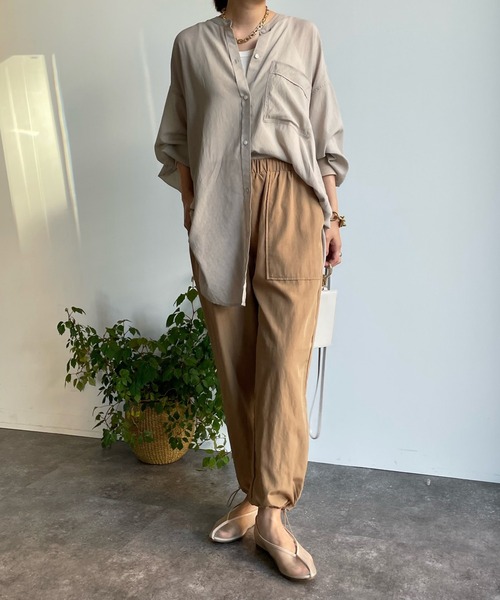 DouDou(ドゥドゥ)の「袖リブバックギャザーシャツ(シャツ/ブラウス・レディース・ブラック/オフホワイト/ピンク/ベージュ/パープル・FREE)」の8枚目の写真