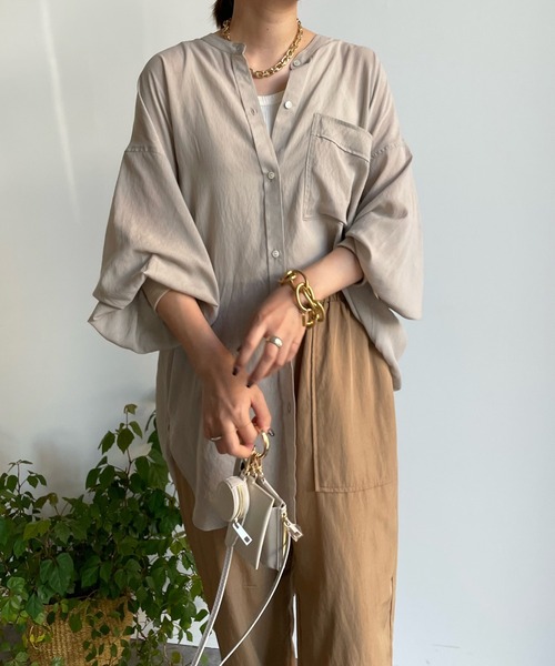 DouDou(ドゥドゥ)の「袖リブバックギャザーシャツ(シャツ/ブラウス・レディース・ブラック/オフホワイト/ピンク/ベージュ/パープル・FREE)」の12枚目の写真