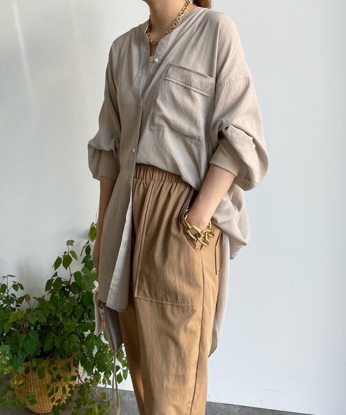 DouDou(ドゥドゥ)の「袖リブバックギャザーシャツ(シャツ/ブラウス・レディース・ブラック/オフホワイト/ピンク/ベージュ/パープル・FREE)」の13枚目の写真