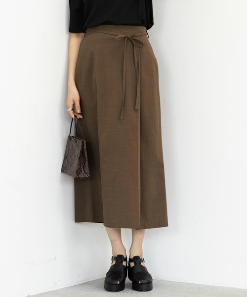 GeeRA(ジーラ)の「リネンライクラップ風スカート(スカート・レディース・ブラウン/グリーン/ライトベージュ・MEDIUM/LARGE/X-LARGE)」の9枚目の写真