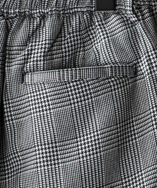 SITRY（シトリー）の「T/R uncle tapered pants/TR アンクル テーパード パンツ（スラックス・メンズ・ブラック/ホワイト系その他/ブラック系その他/グレー系その他/ブラウン系その他/ベージュ系その他/グレー系その他2・M/L/XL）」の16枚目の写真