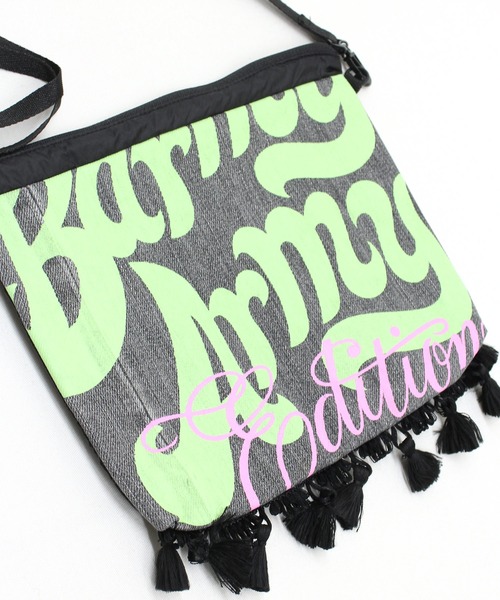 RNA（アールエヌエー）の「E4702 PINK MOTELサコッシュ（ショルダーバッグ・レディース・ブラック×ライム/ブラック・FREE）」の9枚目の写真