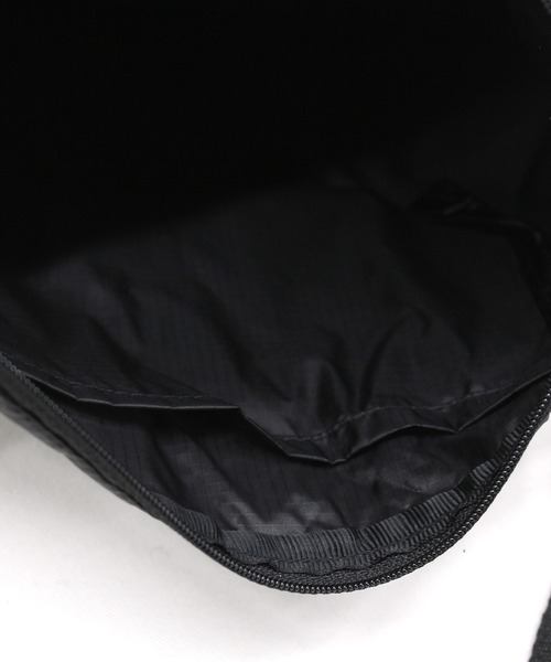 RNA（アールエヌエー）の「E4702 PINK MOTELサコッシュ（ショルダーバッグ・レディース・ブラック×ライム/ブラック・FREE）」の11枚目の写真