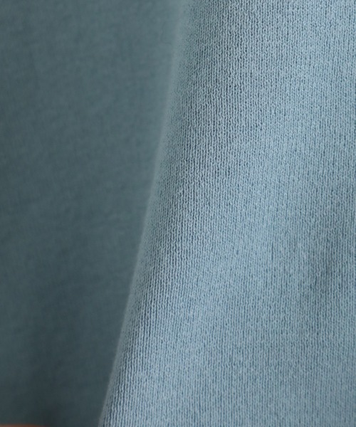 INED(イネド)の「ハイツイストコットンTシャツライクニット(ニット/セーター・レディース・ネイビー/オフホワイト/サックスブルー/キャメル・9号/7号)」の7枚目の写真