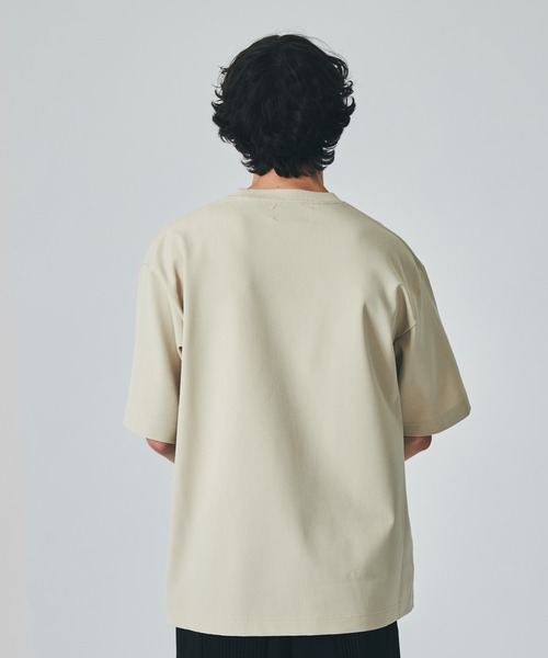 UNITED TOKYO(ユナイテッドトウキョウ)の「アウトラストオーバーサイズTシャツ(Tシャツ/カットソー・メンズ・ブラック/カーキ/アイボリー/その他17・1/2/3)」の14枚目の写真