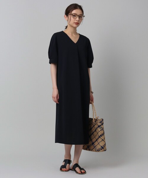 大きめサイズ新品UNTITLED 【通勤ワンピ】カットジョーゼットワンピース黒 UNTITLED（アンタイトル）の「◇【通勤ワンピ】カットジョー
