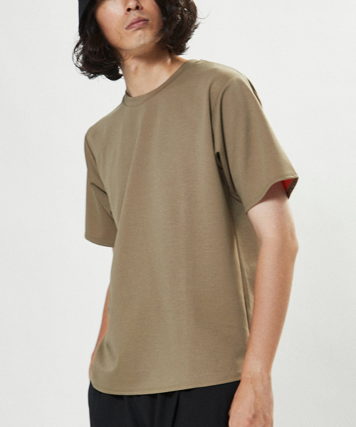 EDIFICE(エディフィス)の「《再入荷》シャンブレー ダブルニット Tシャツ(Tシャツ/カットソー・メンズ・カーキ/ネイビー/ブラック/ベージュ/ベージュ系その他・LARGE/SMALL/MEDIUM)」の3枚目の写真