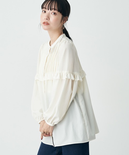 earth music&ecology（アースミュージックアンドエコロジー）の「ピンタックブラウス（シャツ/ブラウス・レディース・ブラウン/アイボリー/ラベンダー・FREE）」の2枚目の写真