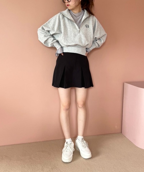 one after another NICE CLAUP（ワンアフターアナザーナイスクラップ）の「ハーフジップワンポイント刺繍スウェット（スウェット・レディース・オフホワイト/杢グレー/ブラウン・FREE）」の13枚目の写真