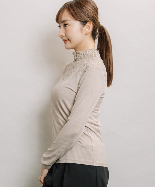 ELVENCE DEUX（エルベンスドゥ）の「テレコレースツカイHN（Tシャツ/カットソー・レディース・ブラック/ベージュ/オフホワイト・MEDIUM/LARGE）」の13枚目の写真
