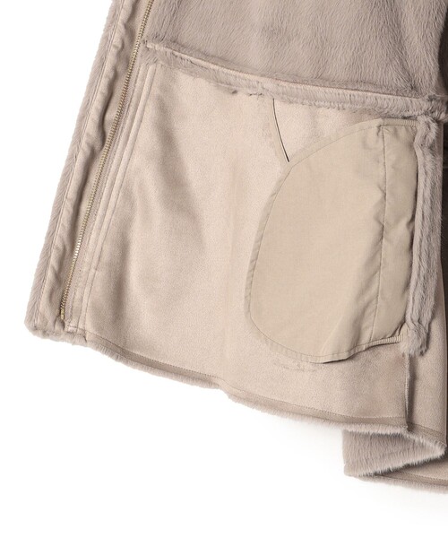 SHIPS（シップス）の「*フェイクムートンショートコート◆（ムートンコート・レディース・ナチュラル/ベージュ系・ONE SIZE）」の11枚目の写真