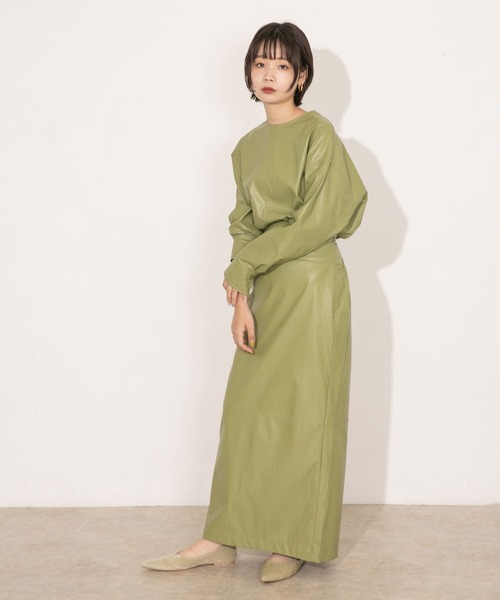 KBF（ケイビーエフ）の「フェイクレザーブラウス（シャツ/ブラウス・レディース・オリーブ/ブラック/ブラウン・ONE）」の15枚目の写真