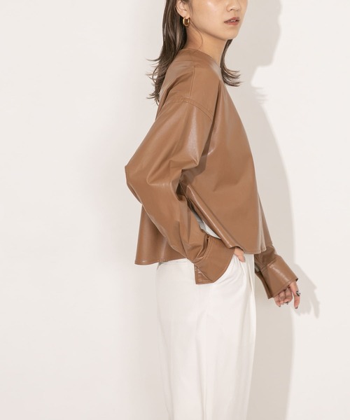 KBF（ケイビーエフ）の「フェイクレザーブラウス（シャツ/ブラウス・レディース・オリーブ/ブラック/ブラウン・ONE）」の19枚目の写真