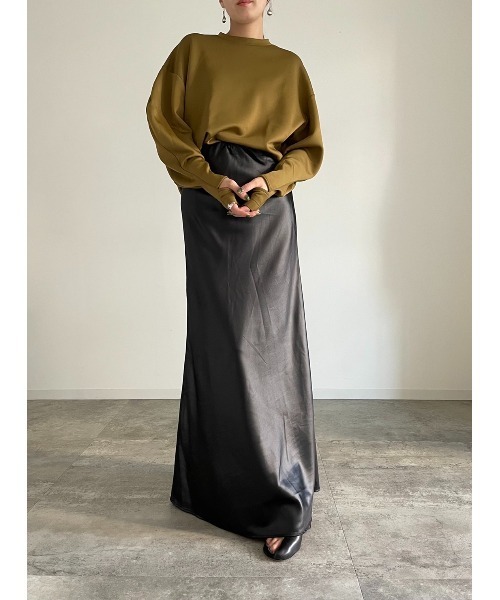 LA PEAU DE GEM（ラポドゥジェム）の「【LA PEAU DE GEM】ボリュームスリーブポンチプルオーバー（Tシャツ/カットソー・レディース・ブラック/オフホワイト/カーキ・FREE）」の5枚目の写真