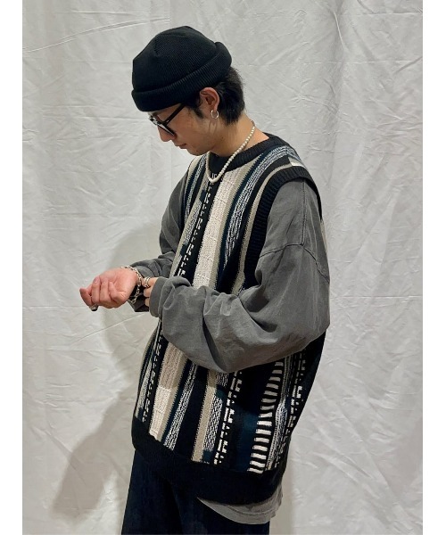 Right-on（ライトオン）の「【Refurbish】総柄ニットベスト（ベスト・メンズ・グリーン/ブラック・M/L）」の18枚目の写真