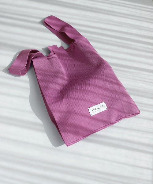 ANEMONE（アネモネ）の「シンプルニットトートバッグ[M]（トートバッグ・レディース・オレンジ/ピンク/グリーン/ターコイズブルー/アイボリー/イエロー/ダークグレー/パープル/ライトピンク/A/ラベンダー/ミント/ブルー/ブラウン/ライトイエロー/ライトグレー/ベージュ/B/D/E/ネイビー/C/クリアブルー/ワイン/ブラック/ダークパープル/H/J/レッド/F/エメラルド/G/I/ナチュラル・FREE）」の16枚目の写真