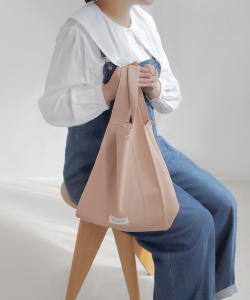 ANEMONE（アネモネ）の「シンプルニットトートバッグ[M]（トートバッグ・レディース・オレンジ/ピンク/グリーン/ターコイズブルー/アイボリー/イエロー/ダークグレー/パープル/ライトピンク/A/ラベンダー/ミント/ブルー/ブラウン/ライトイエロー/ライトグレー/ベージュ/B/D/E/ネイビー/C/クリアブルー/ワイン/ブラック/ダークパープル/H/J/レッド/F/エメラルド/G/I/ナチュラル・FREE）」の22枚目の写真