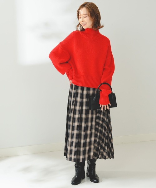 B:MING by BEAMS（ビーミングバイビームス）の「B:MING by BEAMS / バックスリット ハイネック ニット（ニット/セーター・レディース・オフホワイト/サックスブルー/レッド/ベージュ・FREE）」の14枚目の写真