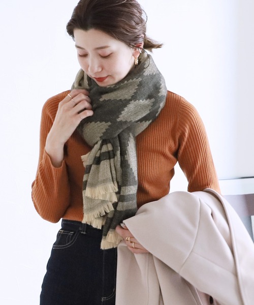 reca(レカ)の「ひしがた柄ストール(ストール/ショール・レディース・ブラック/モカ/ネイビー・ONE SIZE)」の10枚目の写真